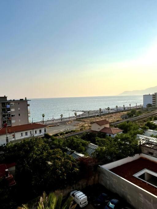 Apartamento Casa Solymar Vallecrosia Exterior foto